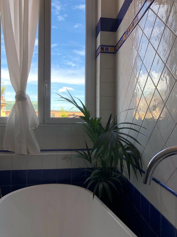 Apartmán Sant'Ambrogio With Charme Milán Exteriér fotografie