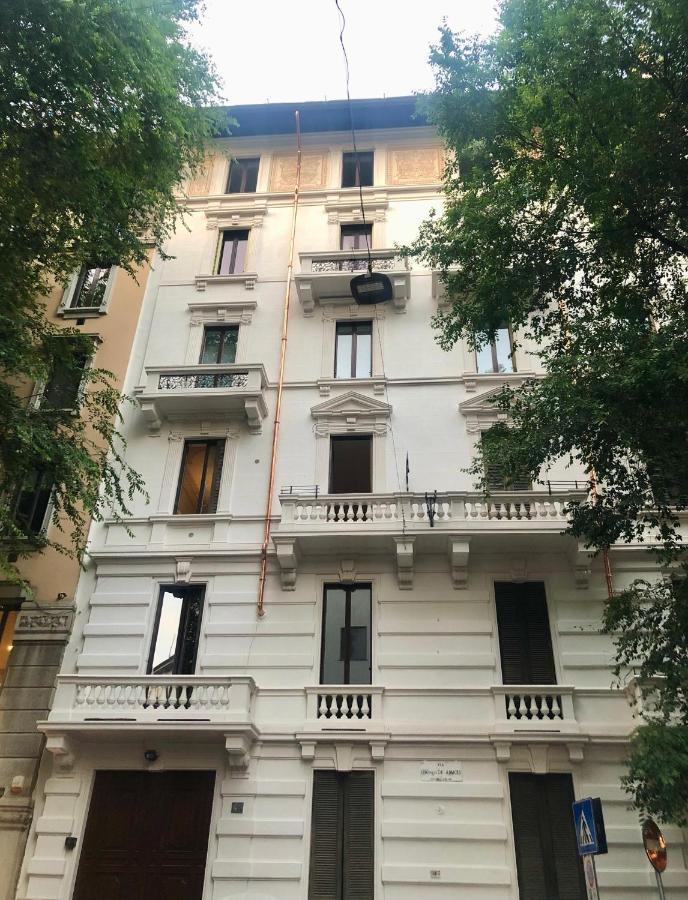 Apartmán Sant'Ambrogio With Charme Milán Exteriér fotografie