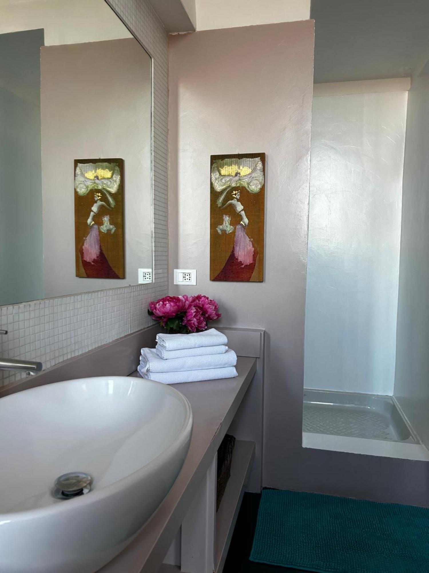 Apartmán Sant'Ambrogio With Charme Milán Exteriér fotografie